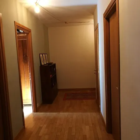 Apartment Spazioso Trilocale